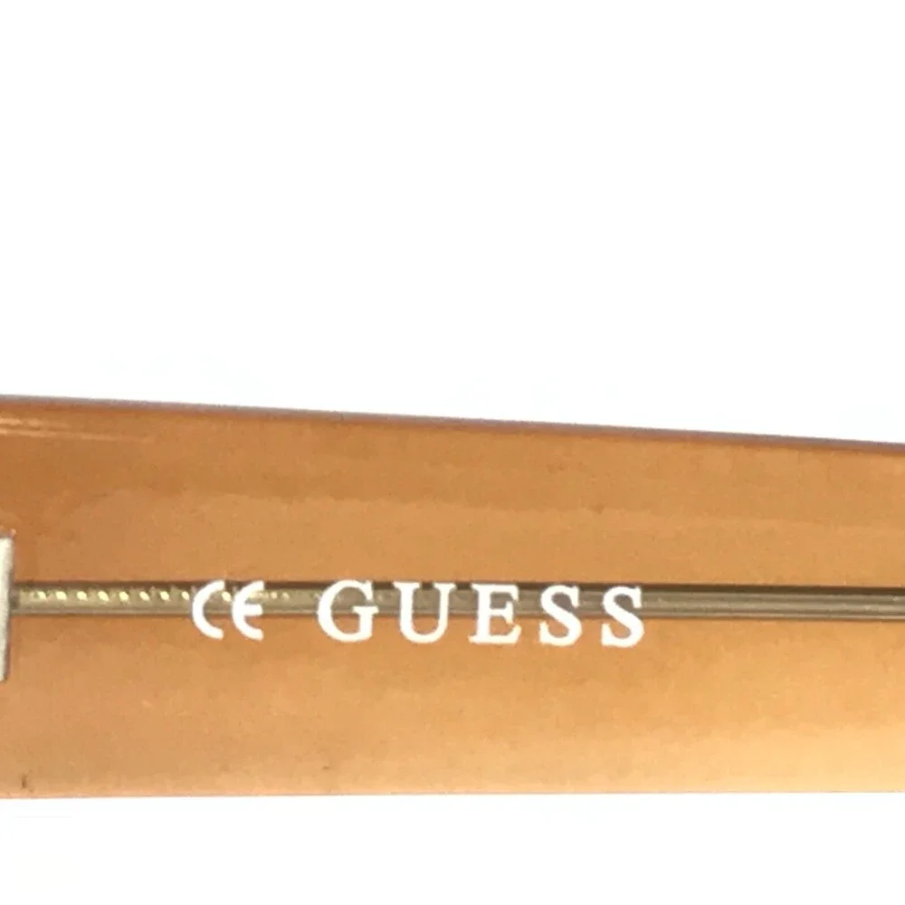 Guess lenses are
